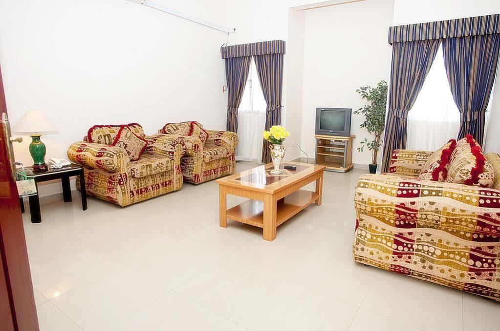 Nuzha Hotel Apartments Muskat Eksteriør bilde